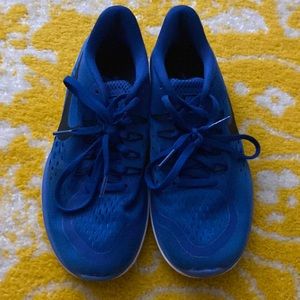 EUC NIKE BLUE TENNIS SHOES